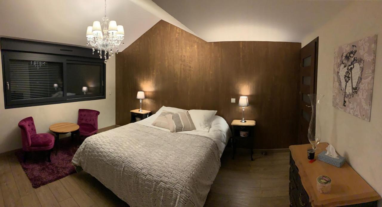 La Chambre Enchantee La Baffe Exterior foto